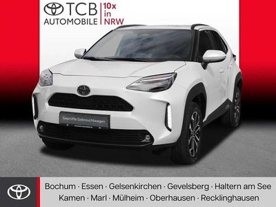 Weiß Gebraucht 2024 Toyota Yaris Cross SUV | 25.459 € (Guter Preis)