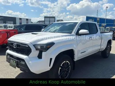 Neu Toyota Tacoma Sport 277 PS (203 kW) 2026 Weiß Pickup