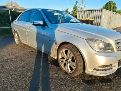 Gebraucht Mercedes C180 Avantgarde 156 PS (114 kW) 2012 Silber Limousine