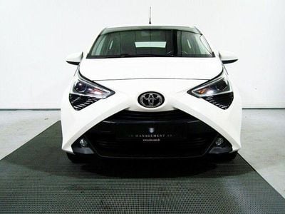 Gebraucht Toyota Aygo X-play 72 PS (52 kW) 2020 Solid white Kleinwagen