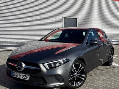 Gebraucht Mercedes A180 136 PS (100 kW) 2019 Grau Kombi