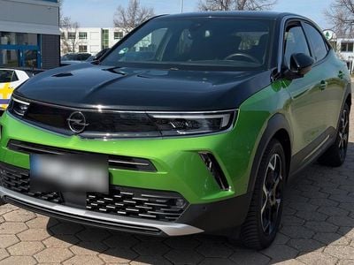 Second-hand Opel Mokka-e drive 100 kW (136 CP) 2021 Verde SUV