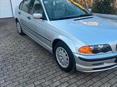 Gebraucht BMW 316 105 PS (77 kW) 1999 Silber Limousine