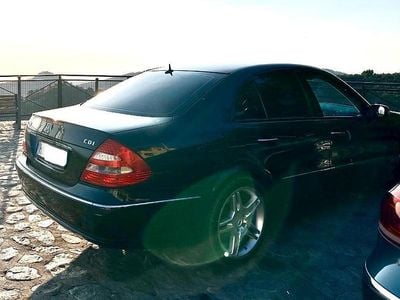 Mercedes E280