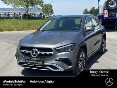 Mercedes GLA220