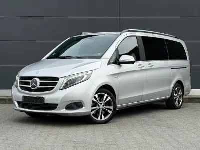 Używany Mercedes V220 Edition 190 KM (139 kW) 2014 Srebrny Minivan