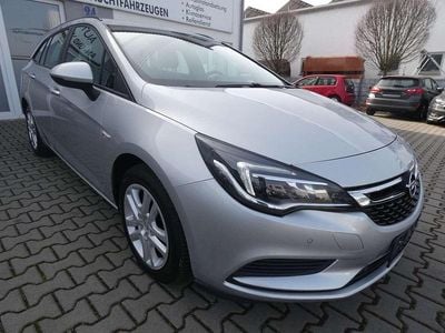 Gebraucht Opel Astra Edition 136 PS (100 kW) 2018 Silber Kombi