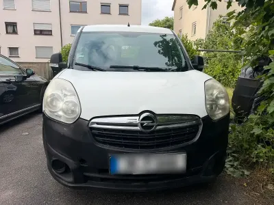 Gebraucht Opel Combo 90 PS (66 kW) 2012 Weiß Van / Kleinbus