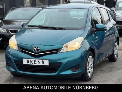 Gebraucht Toyota Yaris Life 69 PS (50 kW) 2012 Blau Kleinwagen