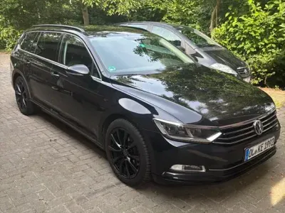 Używany VW Passat Comfortline 150 KM (110 kW) 2018 Czarny Kombi