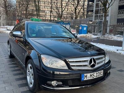 Schwarz Gebraucht 2007 Mercedes C200 Avantgarde Limousine | 4.450 € (Superpreis)