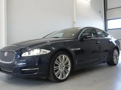 Occasion Jaguar XJ Premium Luxury 385 PK (283 kW) 2011 Blauw Sedan