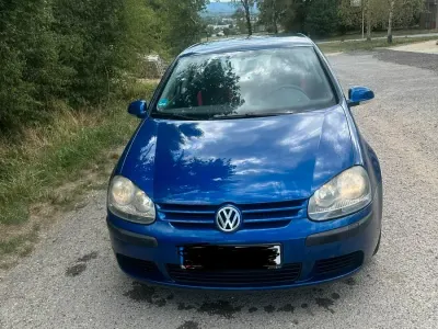 Gebraucht VW Golf V 113 PS (83 kW) 2004 Blau Kleinwagen