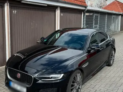 Usata Jaguar XE R-Dynamic 180 CV (132 kW) 2019 Nero Berlina