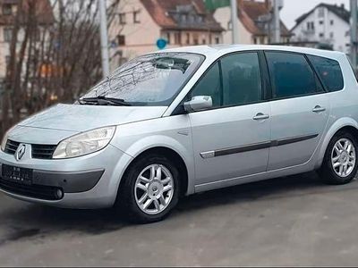 Renault Grand Scénic II