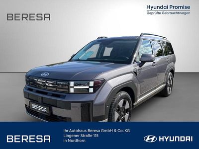 Magnetic grey / met Gebraucht 2025 Hyundai Santa Fe Intro Edition SUV | 52.980 € (Fairer Preis)