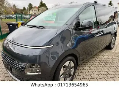 Gebraucht Hyundai Staria Signature 177 PS (130 kW) 2021 Weiß Van / Kleinbus