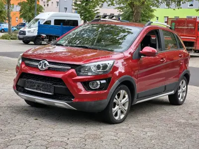 Gebraucht Baic X25 112 PS (82 kW) 2018 Rot Kombi