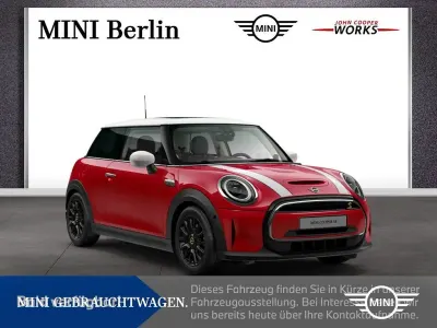 Gebraucht Mini Cooper SE 135 kW (184 PS) 2023 Rot Kleinwagen
