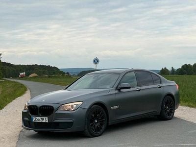 BMW 730