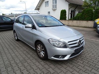 Mercedes B180