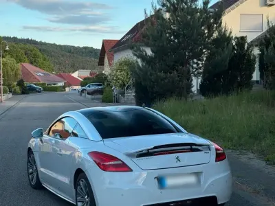 Gebraucht Peugeot RCZ 163 PS (119 kW) 2011 Weiß Coupé