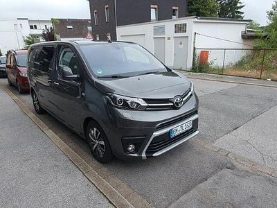 Gebraucht Toyota Proace Executive 177 PS (130 kW) 2021 Grau Van / Kleinbus