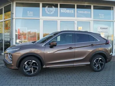 Gebraucht Mitsubishi Eclipse Cross Select 188 PS (138 kW) 2022 Bronzebraun SUV