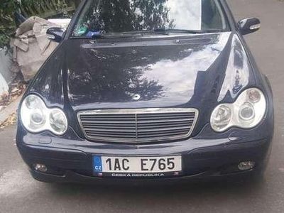 Gebraucht Mercedes 220 Classic 143 PS (105 kW) 2002 Blau