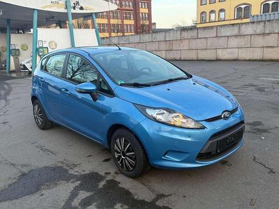 Gebraucht Ford Fiesta Ambiente 69 PS (50 kW) 2011 Blau Kleinwagen