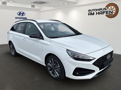 Gebraucht Hyundai i30 Advantage 140 PS (102 kW) 2024 Weiß Kombi