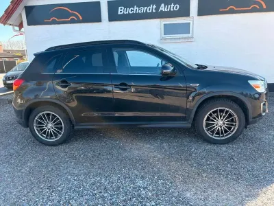 Occasion Mitsubishi ASX Invite 117 PK (86 kW) 2015 Zwart SUV