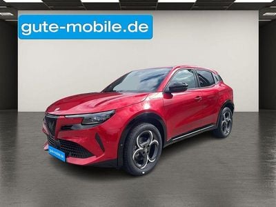 Neu Alfa Romeo GT Junior Edizione Speciale 136 PS (100 kW) 2026 Silber SUV