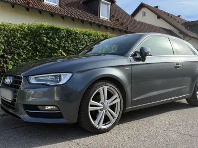 Gebraucht Audi A3 Ambiente 105 PS (77 kW) 2013 Grau Limousine