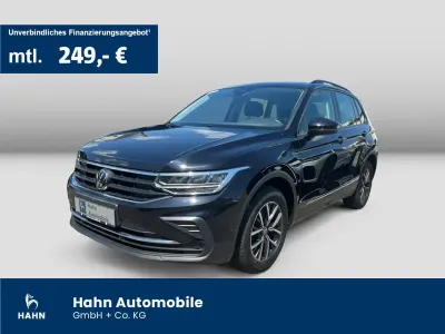 Gebraucht VW Tiguan Life 150 PS (110 kW) 2024 Deep black perleffekt SUV