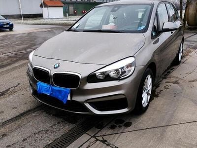 BMW 218