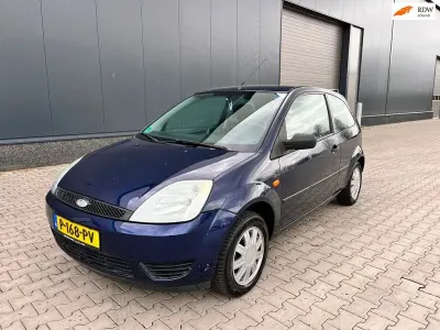 Gebraucht Ford Fiesta 60 PS (44 kW) 2006 Blau Kleinwagen