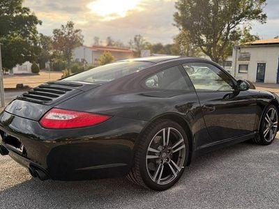 Porsche 911 Carrera