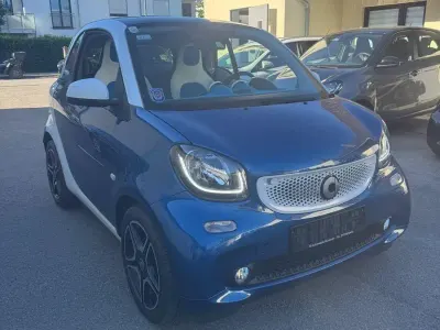 Gebraucht Smart ForTwo Coupé Proxy 90 PS (66 kW) 2015 Blau Coupé