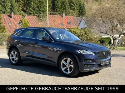Käytetty Jaguar F-Pace Prestige 179 HP (131 kW) 2019 Sininen Katumaasturi