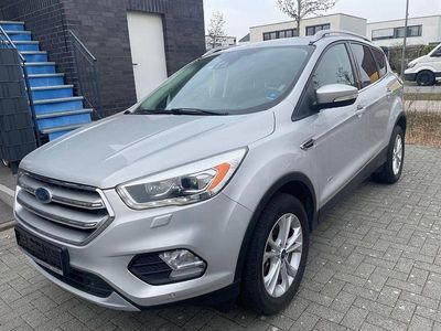 Gebraucht Ford Kuga Titanium 182 PS (133 kW) 2017 Silber SUV