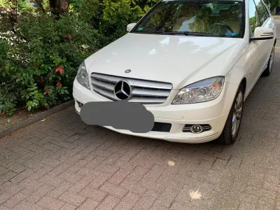 Gebraucht Mercedes C200 184 PS (135 kW) 2008 Weiß Limousine