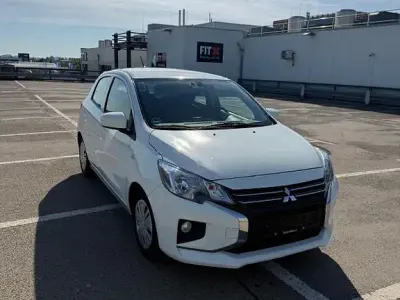 Gebraucht Mitsubishi Space Star Select 71 PS (52 kW) 2024 Weiß Kleinwagen