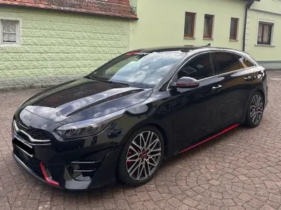 Używany Kia ProCeed GT 204 KM (150 kW) 2023 Czarny Kombi