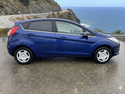 Gebraucht Ford Fiesta Titanium 95 PS (69 kW) 2016 Blau Limousine