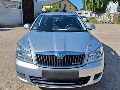 Gebraucht Skoda Octavia 105 PS (77 kW) 2011 Silber Kombi