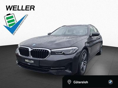 Sophistograu (grau) Gebraucht 2021 BMW 530e Shadowline Kombi | 28.840 € (Superpreis)