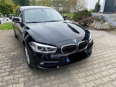 Gebraucht BMW 118 136 PS (100 kW) 2018 Schwarz Kleinwagen