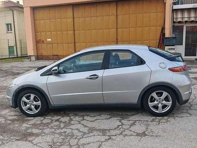 Gebraucht Honda Civic Comfort 83 PS (61 kW) 2008 Grau Limousine