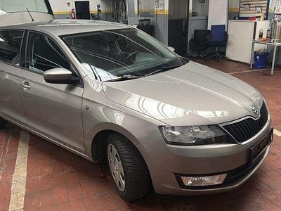 Gebraucht Skoda Rapid Ambition 90 PS (66 kW) 2013 Beige Kleinwagen